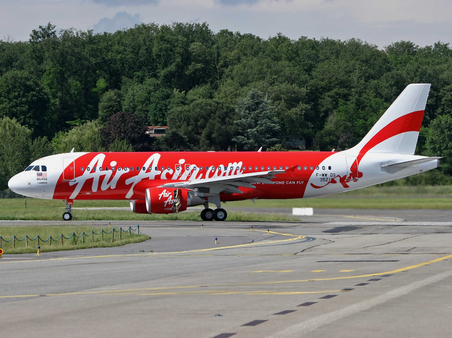 Hãng Máy Bay Air Asia