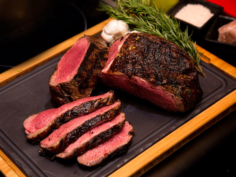 Điều thú vị về ẩm thực miền Tây nước Mỹ tại nhà hàng Moo Beef Steak