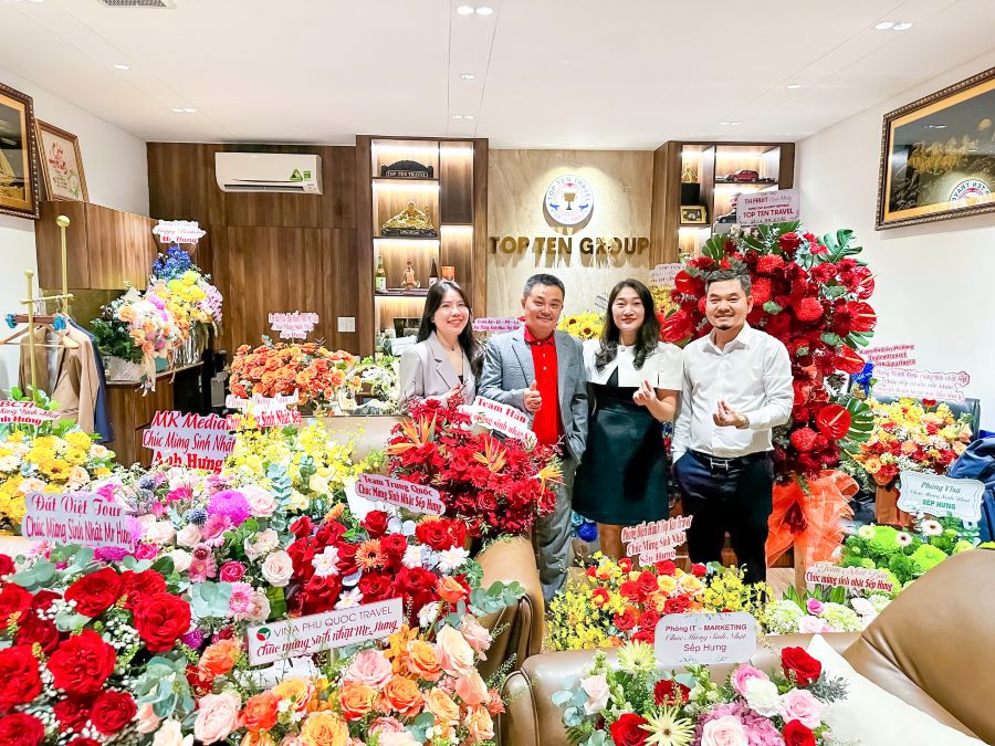 Sinh Nhật CEO Dương Bá Hưng – Khoảnh Khắc Gắn Kết Đầy Ý Nghĩa Tại Top Ten Travel