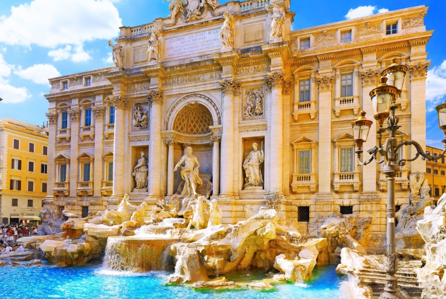 Đài phun nước Trevi và câu chuyện đồng xu may mắn