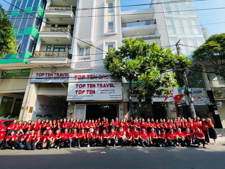 TOP TEN TRAVEL - RỘN RÀNG NGÀY KHAI TRƯƠNG