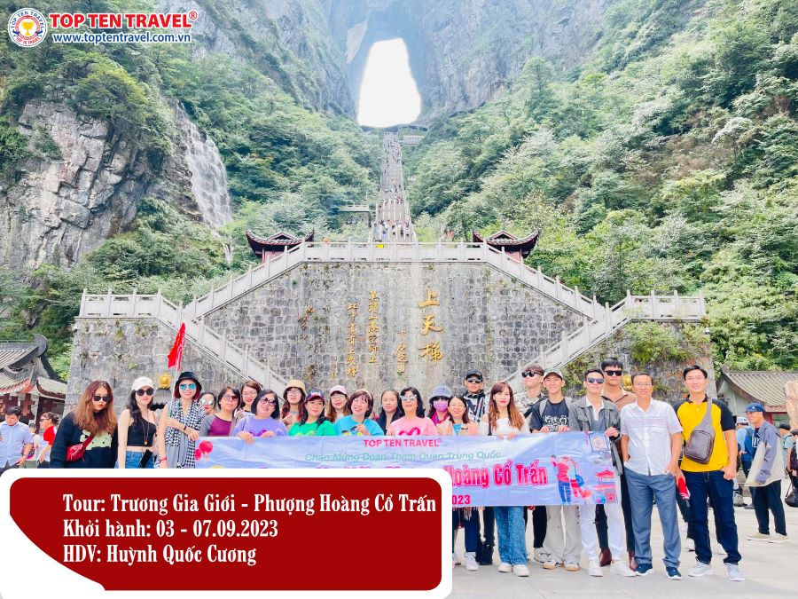 Tổng hợp hình đoàn tour du lịch khởi hành tháng 9/2023 tại Top Ten Travel