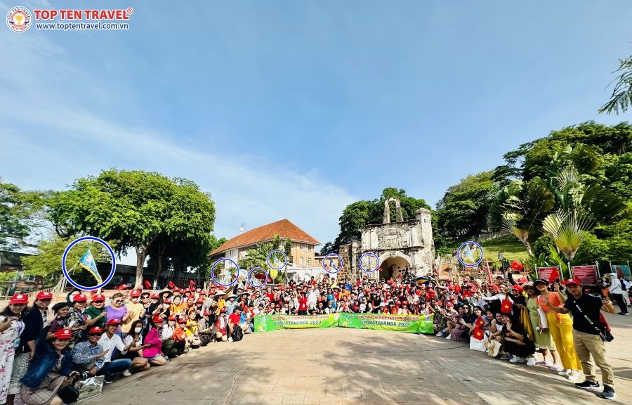 Tổng hợp hình đoàn tour du lịch khởi hành tháng 5/2023 tại Top Ten Travel