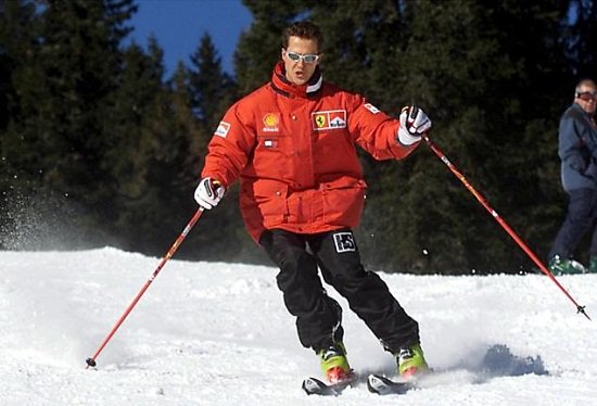 'Thần xe' Michael Schumacher tạm thời qua cơn nguy kịch