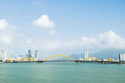 Cuối tuần, Bắc Bộ giảm mưa và sương mù, Nam Bộ nắng nóng