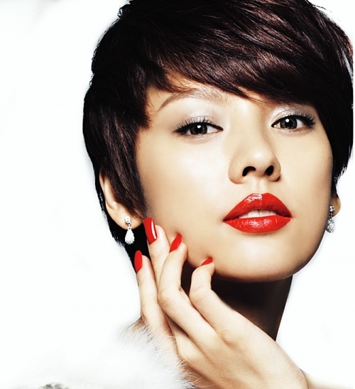 Bí quyết cho bờ môi đỏ thêm quyến rũ