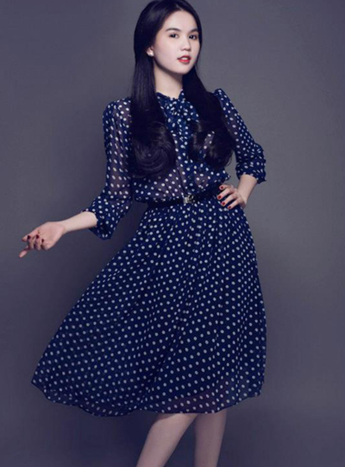 Váy chấm bi đẹp cho bạn gái dạo phố