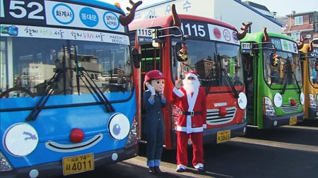 Xe buýt Hàn Quốc mùa Noel