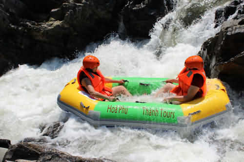 Bảo đảm tính chuyên nghiệp trong phát triển du lịch mạo hiểm