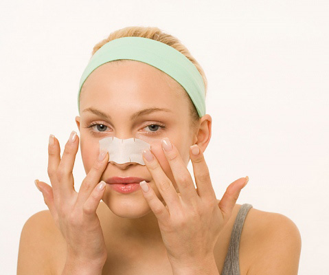 Bật mí tuyệt chiêu 'đánh bay' mụn đầu đen nhanh chóng