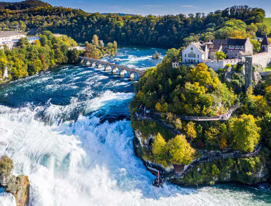 Trải nghiệm sức mạnh thiên nhiên tại Thác Rhine Châu Âu