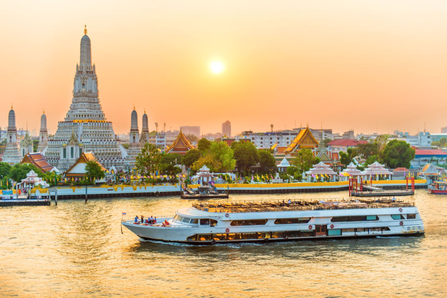 Dạo thuyền sông Chao Phraya - Một trải nghiệm thú vị tại Thái Lan