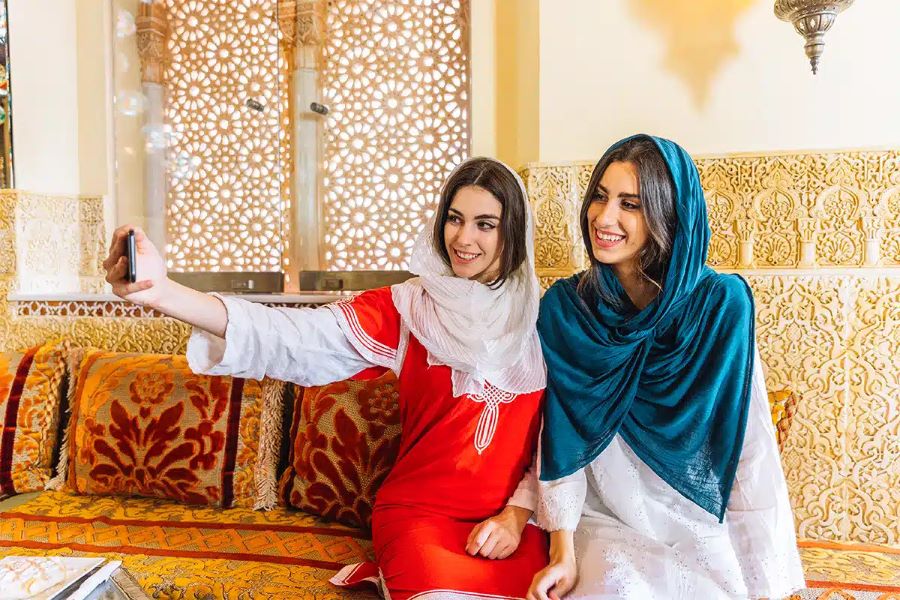 Cách ăn mặc khi đi du lịch quốc gia Hồi giáo Maroc