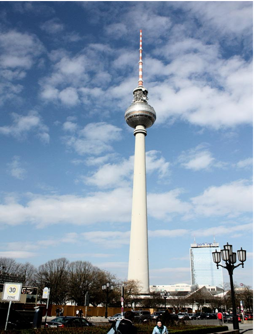 Choáng ngợp trước Tháp truyền hình Berlin – Đức