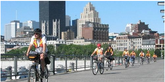 Ngắm cảnh bằng xe đạp ở Montreal khi du lịch Canada