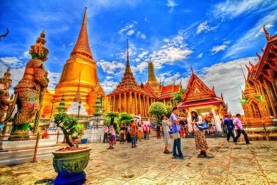 Chùa Phật Ngọc Wat Phra Kaew Thái Lan có gì đặc biệt?