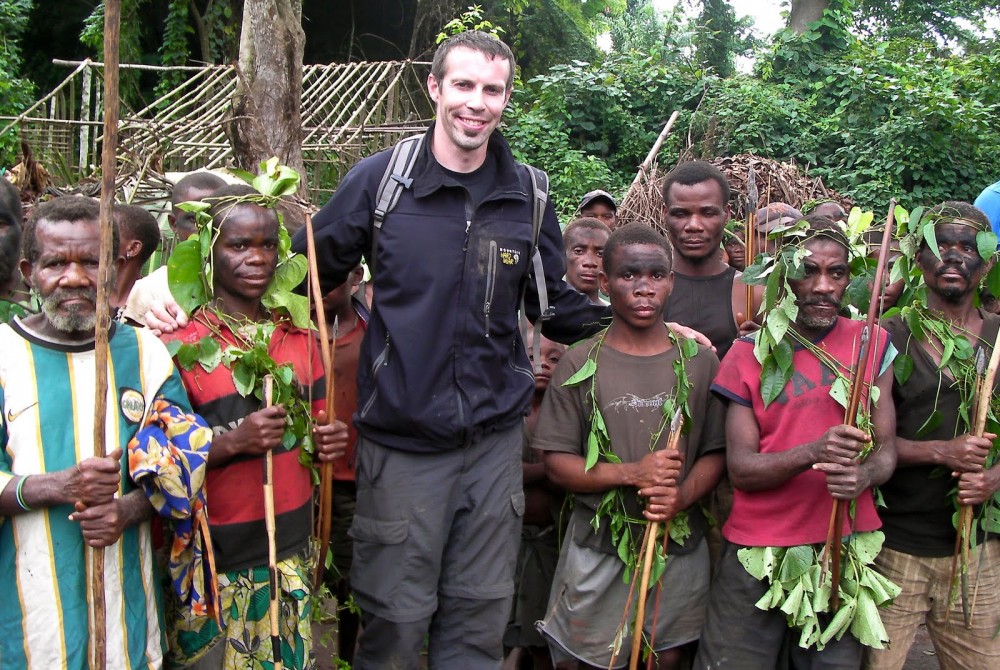 Ngạc nhiên với bộ tộc lùn nhất thế giới, 8 tuổi đã có thể làm mẹ