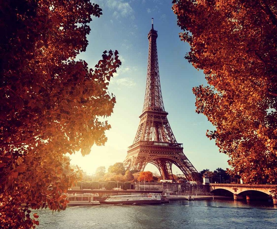 Ẩn sâu trong tháp Eiffel nổi tiếng còn chứa đựng một bí mật ít ai biết đến
