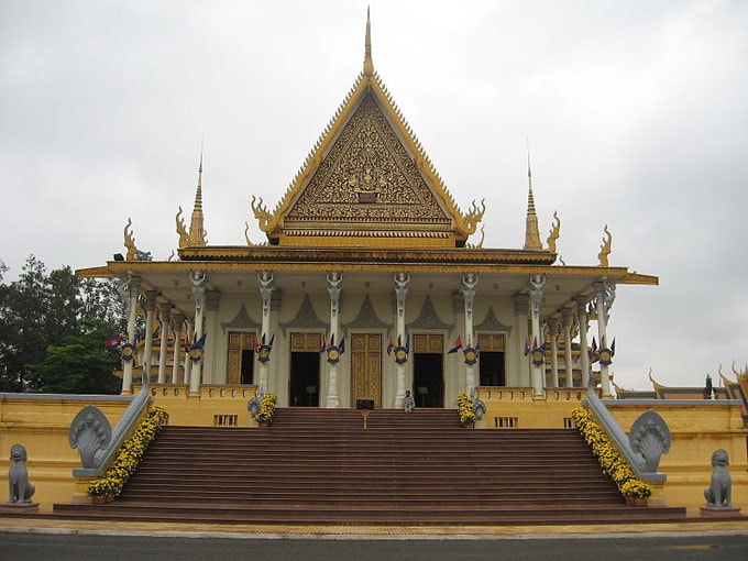 Khám phá Cung điện Hoàng gia Campuchia