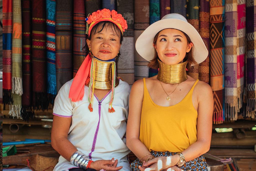 Ghé thăm ngôi làng kỳ lạ với những người phụ nữ có chiếc cổ dài