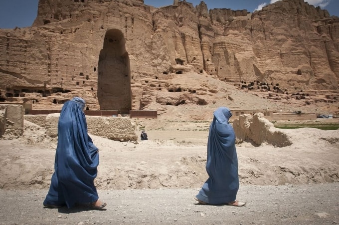 Tượng Phật giáo trong lòng núi đá ở Bamiyan, Afghanistan