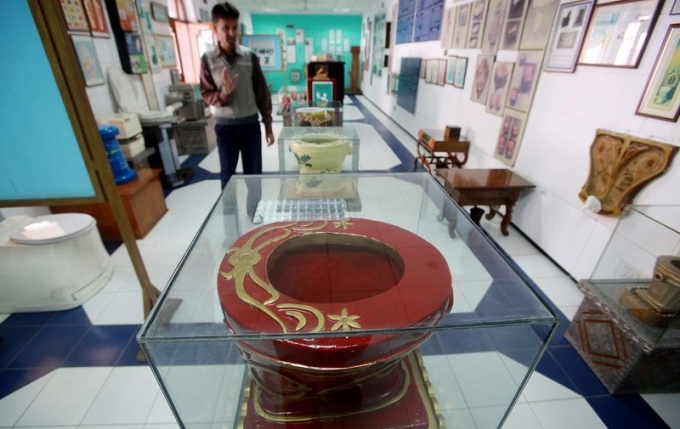 Độc đáo bảo tàng toilet có một không hai ở Ấn Độ