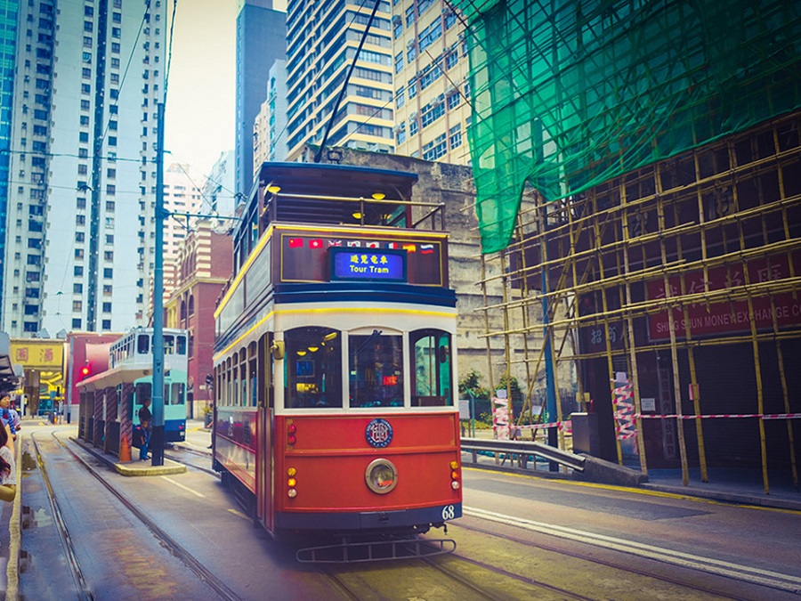 Vì sao khách du lịch nước ngoài rất thích tàu điện ngầm Hồng Kông?