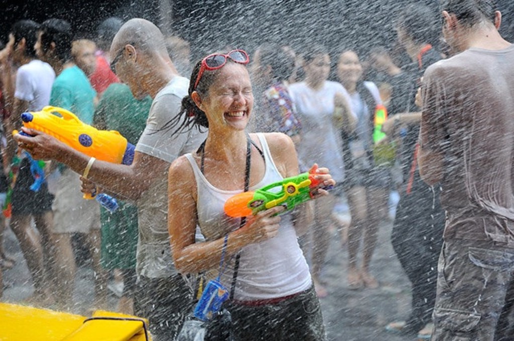5 địa điểm lý tưởng tham gia lễ hội Té nước Songkran ở Thái Lan