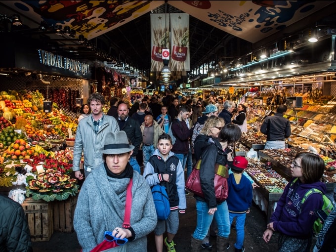 Những điểm du lịch trên thế giới đang bị hủy hoại bởi khách du lịch