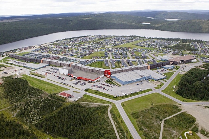 Đến thăm thị trấn lạnh nhất Canada vào mùa xuân