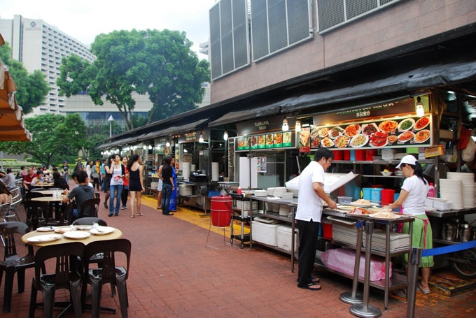Những khu phố ẩm thực không nên bỏ qua ở Singapore