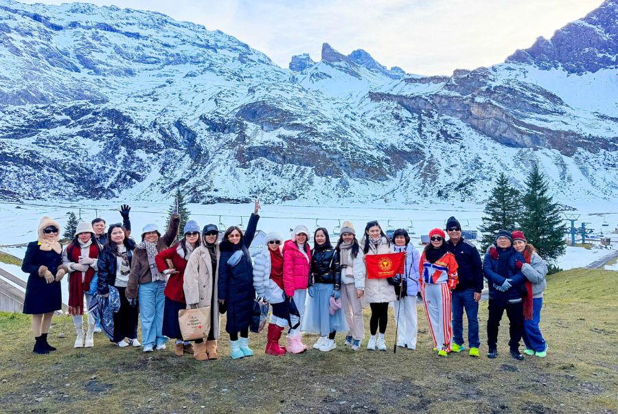 Tour Châu Âu: Đức - Áo - Thụy Sỹ - Pháp