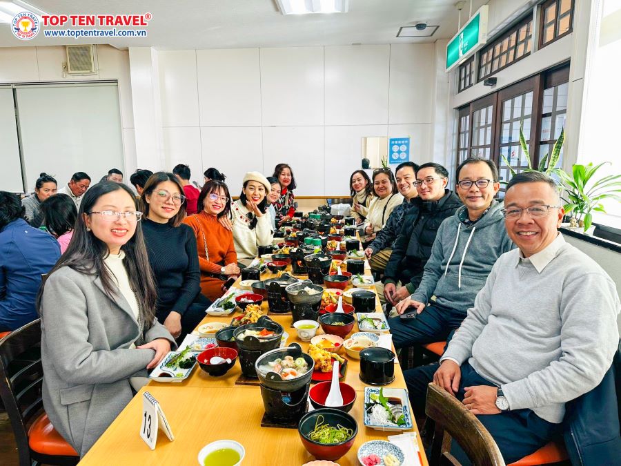 Tour Nhật Bản Mùa Hè: Osaka - Kyoto - Hamamatsu - Tokyo