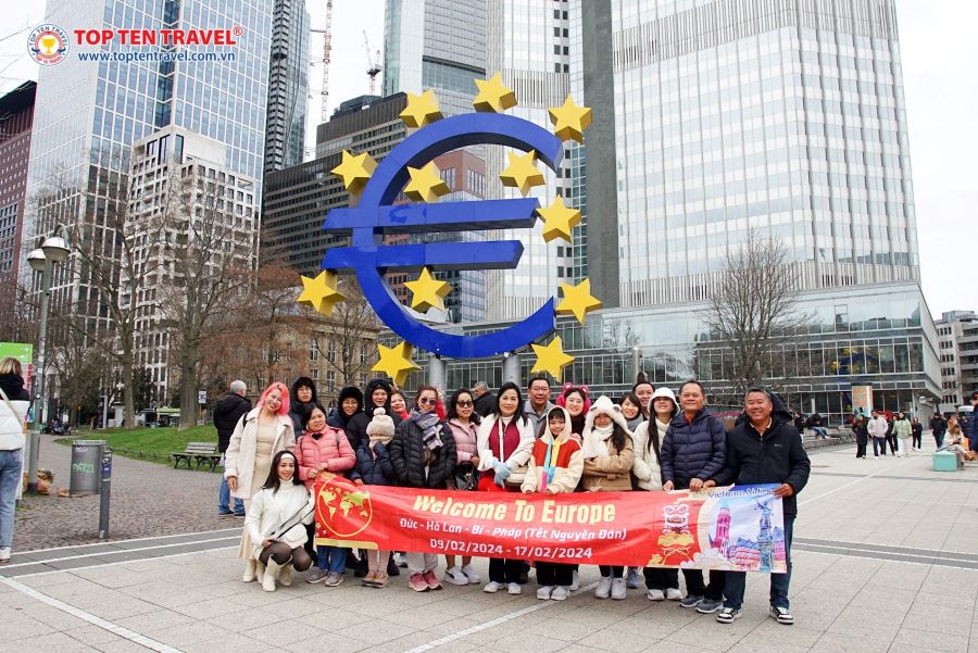 Tour Du lịch Châu Âu Lễ 30/04: Pháp - Thụy Sĩ - Ý - Vatican 10N9D