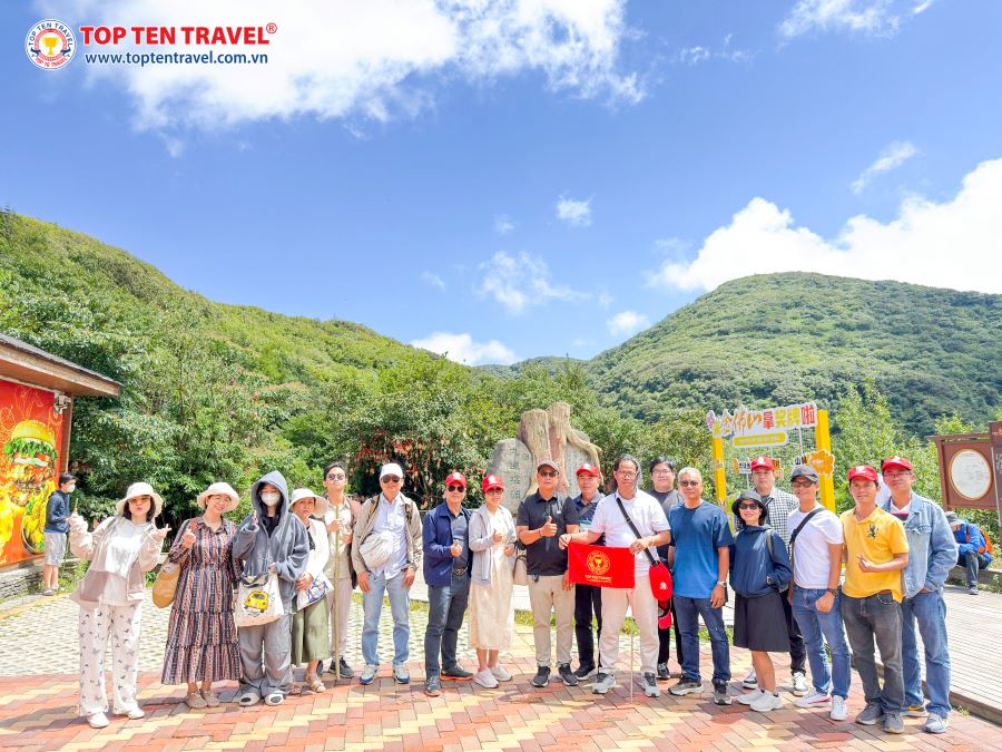 Tour Du Lịch Trung Quốc: Khám phá Trùng Khánh 4N3D