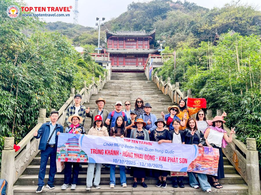 Tour Du Lịch Trung Quốc: Khám phá Trùng Khánh 4N3D