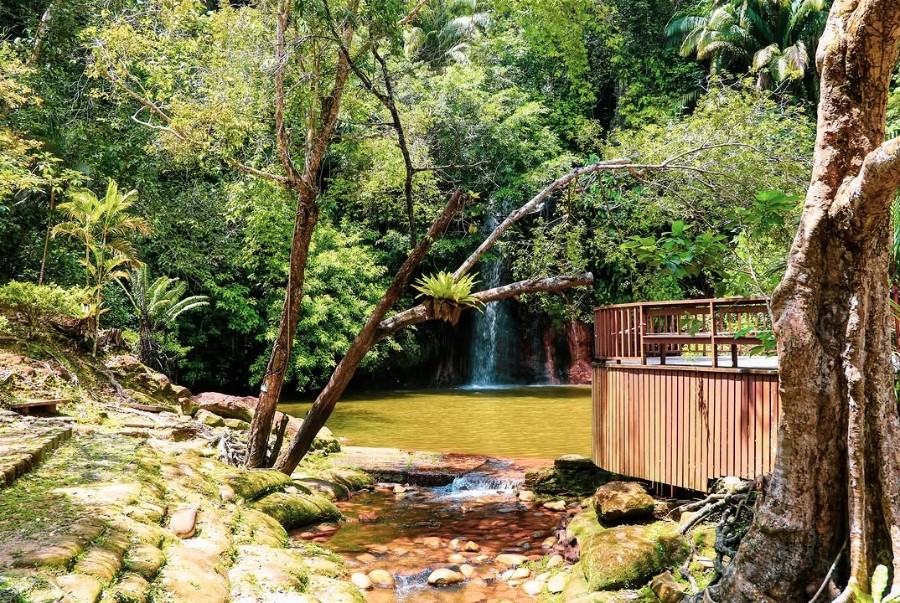 Điểm nhấn của công viên Tasek Lama là thác nước tự nhiên tuyệt đẹp