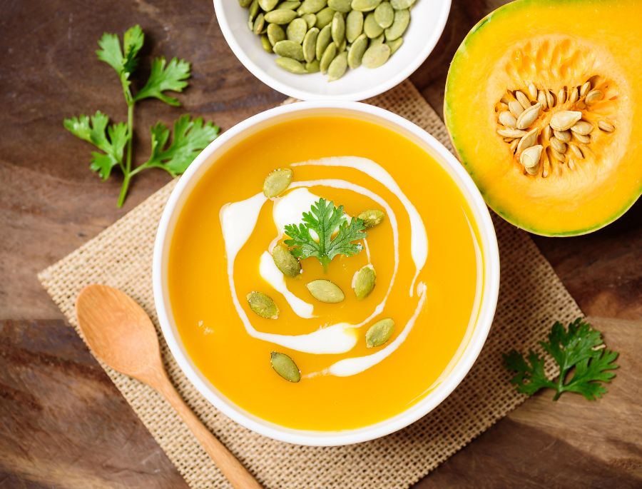 Súp butternut squash là món ăn hoàn hảo cho những ngày thu se lạnh