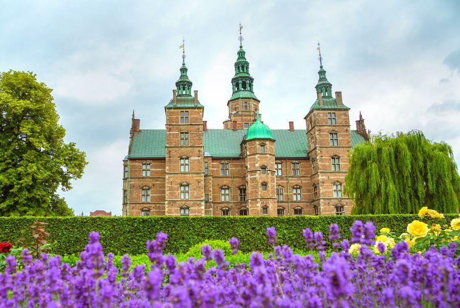Lâu đài Rosenborg có thiết kế vô cùng độc đáo