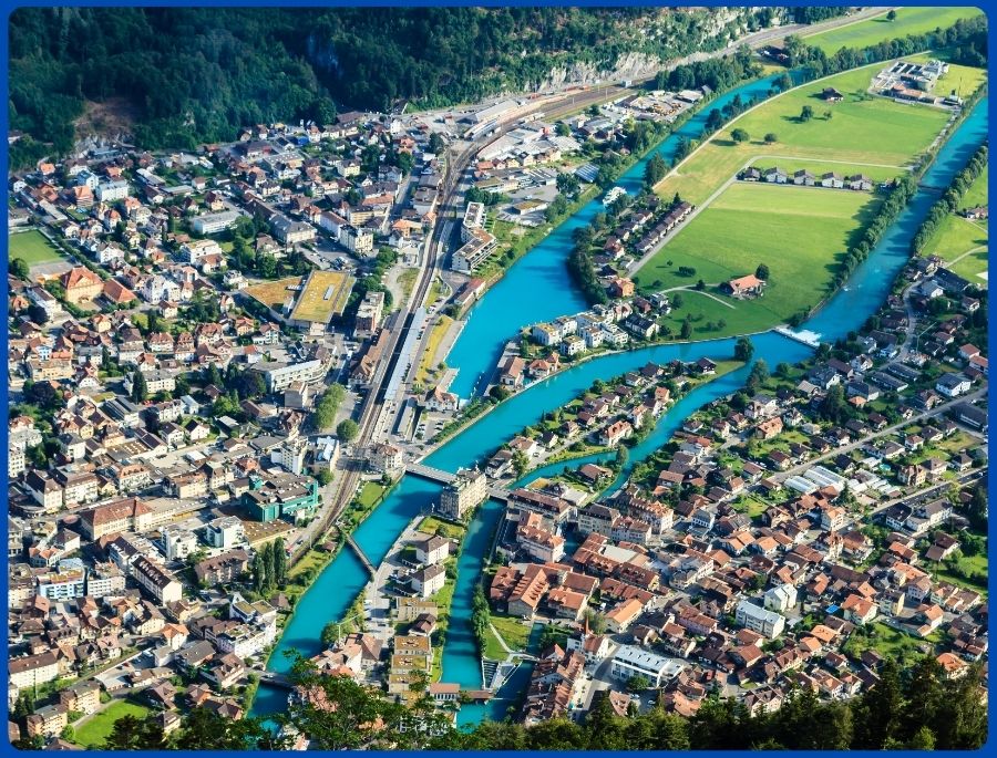 Toàn cảnh Interlaken nhìn từ trên cao