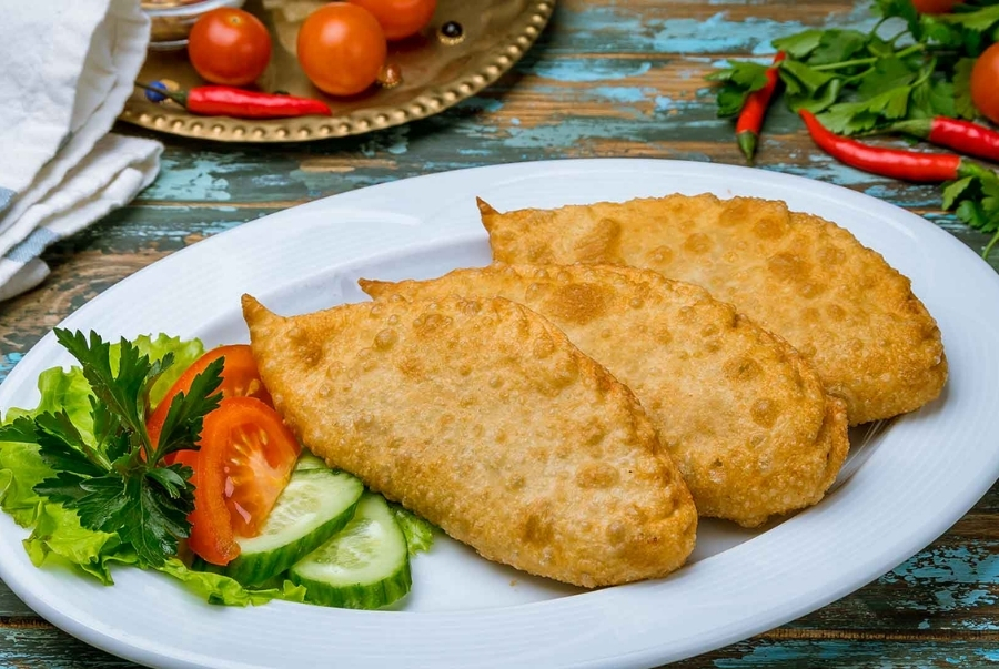 Khuushuur là món ăn đường phố không thể thiếu khi khám phá ẩm thực Mông Cổ truyền thống