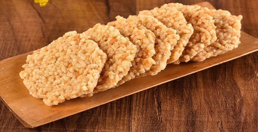 Guo Ba là một món ăn vặt giòn rụm được nhiều người yêu thích, khác biệt với cơm cháy ở các vùng khác