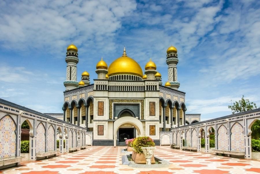 Thánh đường Jame’ Asr Hassanil Bolkiah là công trình tôn giáo lớn nhất tại Brunei
