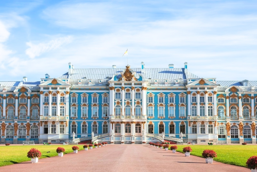 Cung điện Catherine là một trong những công trình hoàng gia lộng lẫy nhất nước Nga
