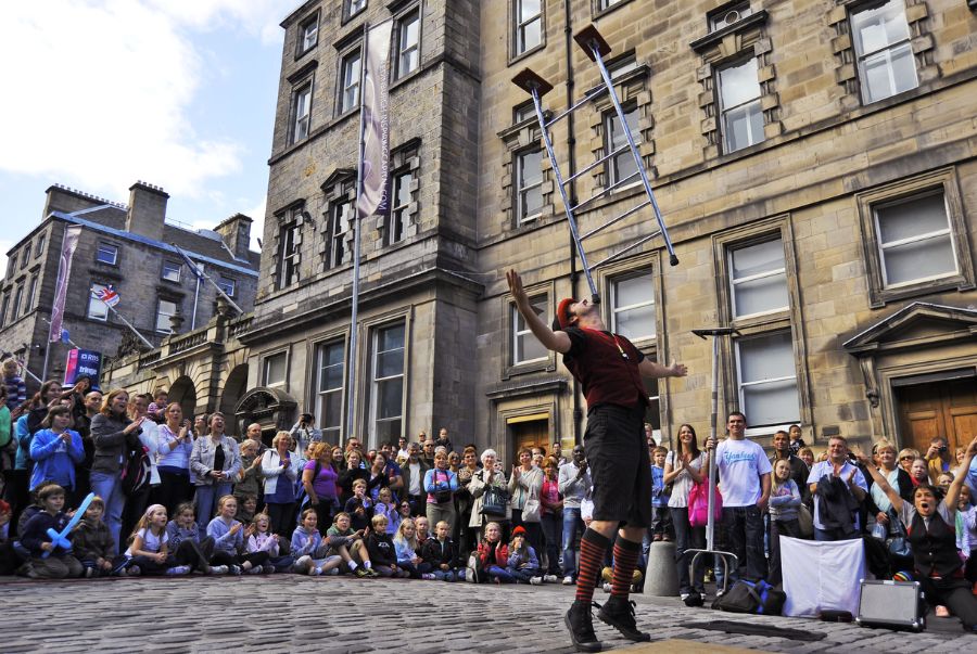 Edinburgh Festival Fringe là lễ hội nghệ thuật tự do lớn nhất thế giới