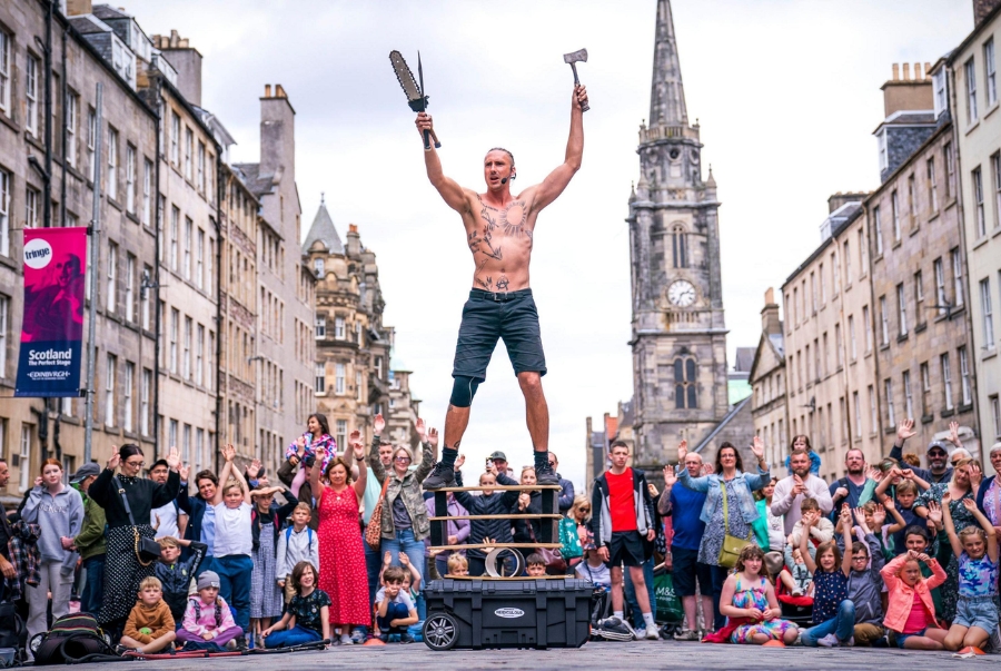 Edinburgh Fringe là lễ hội nghệ thuật của các màn trình diễn vô cùng công phu