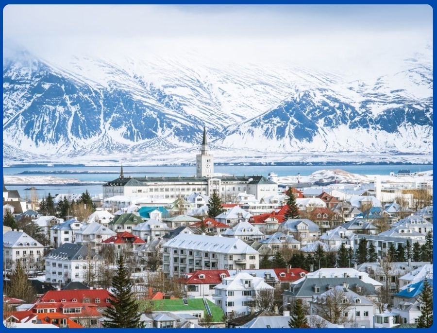 Mùa đông tại Bắc Âu có nhiệt độ trung bình dao động từ -10 đến 0 độ C với những màn tuyết trắng rơi dày