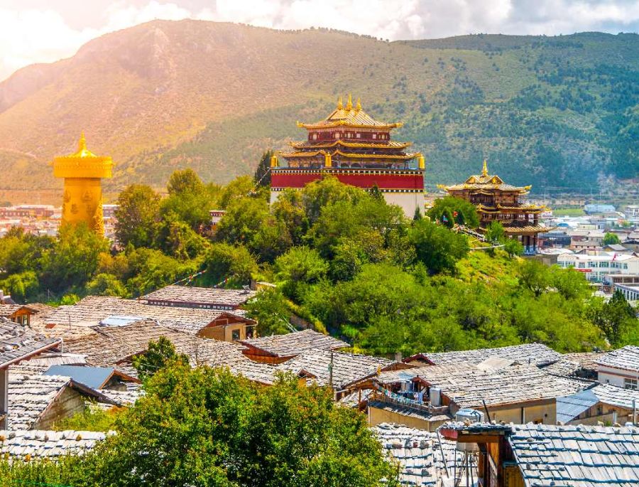 Shangri-La được mệnh danh là thiên đường nơi hạ giới với khung cảnh yên bình