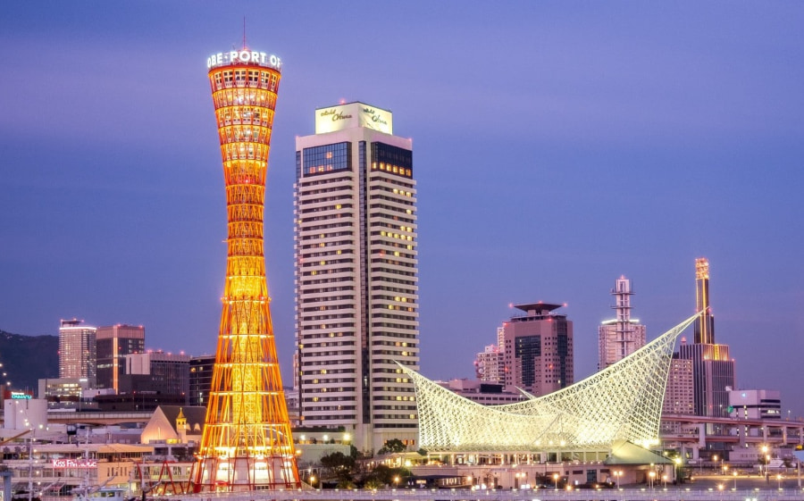 Bảo tàng Hàng hải Kobe là nơi bạn có thể tìm hiểu sâu hơn về lịch sử và sự phát triển của Cảng Kobe cũng như ngành hàng hải Nhật Bản