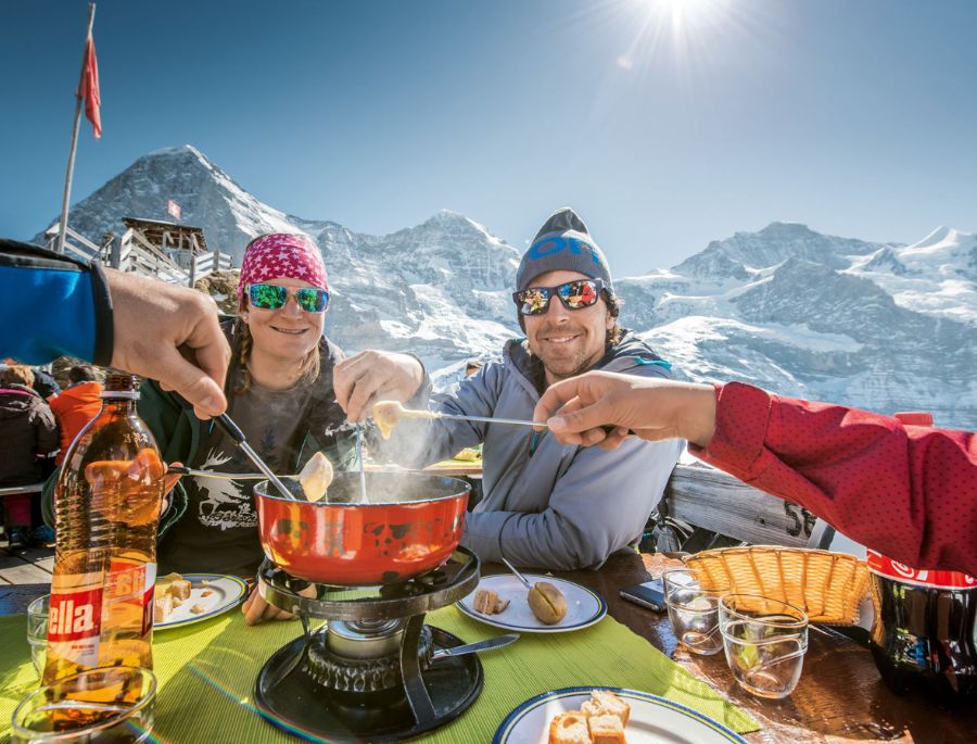 Hoạt động thưởng thức ẩm thực từ đỉnh Jungfrau